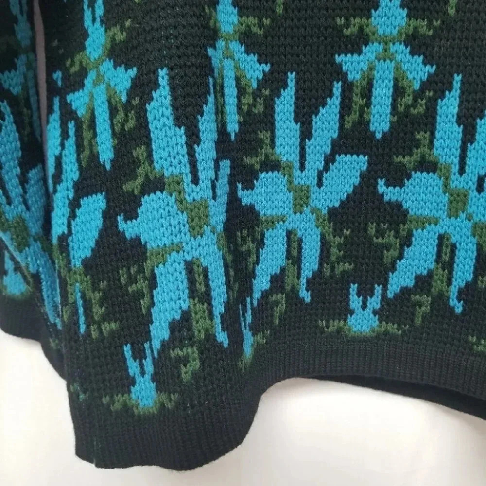 Hudson's Bay Company Vintage Sweater Blue Black Floral Print Ribbed  Knit - Picture 10 of 12